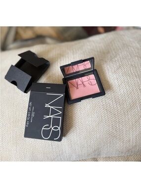 NARS Powder Blush - Soft Pink Cheek Color